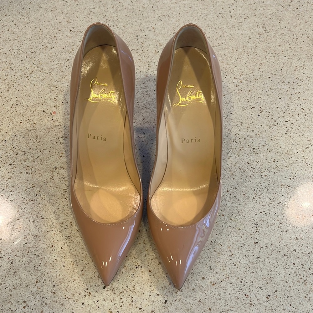 Pigalle Follies Pointed Toe Pump